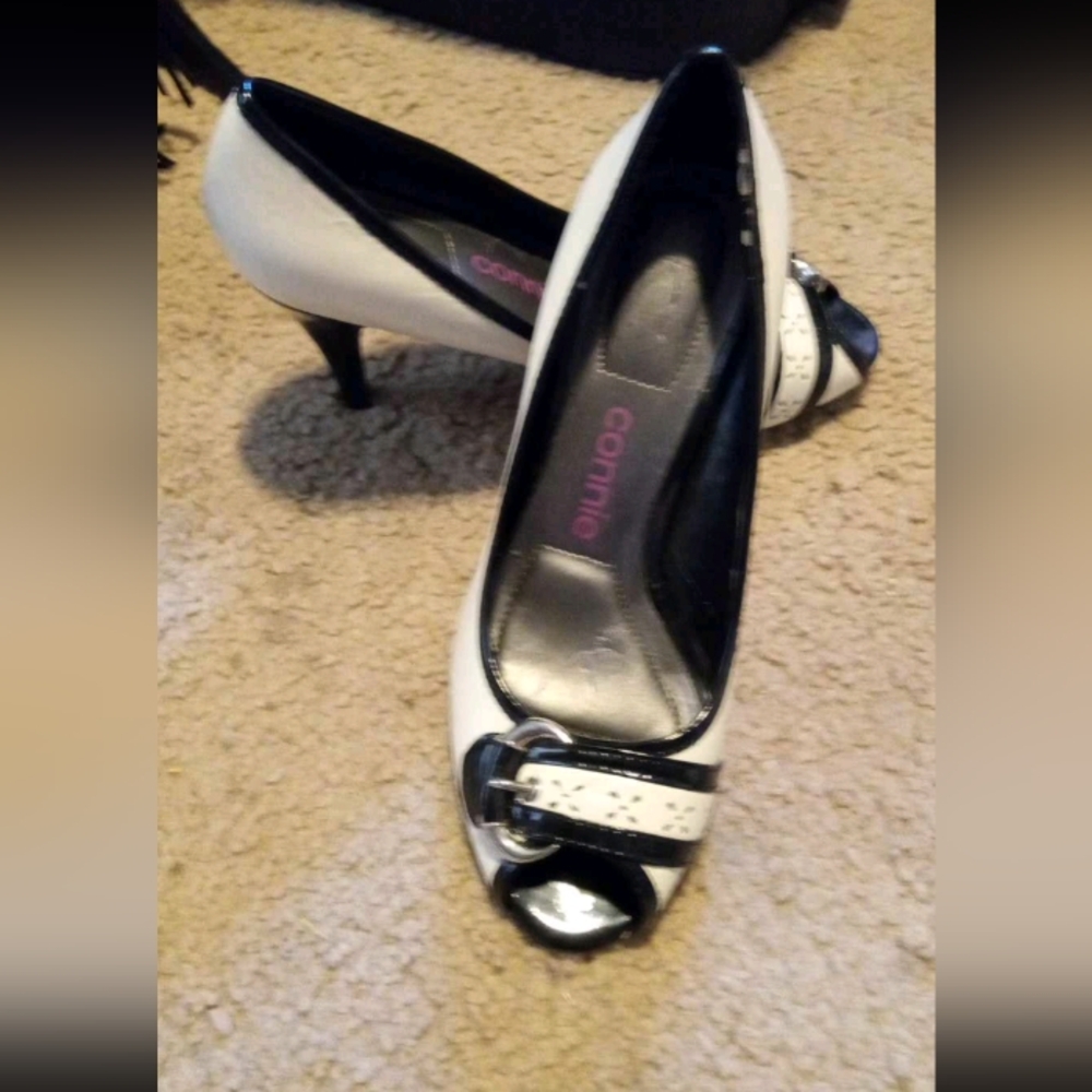 Witchy/Victorian style heels